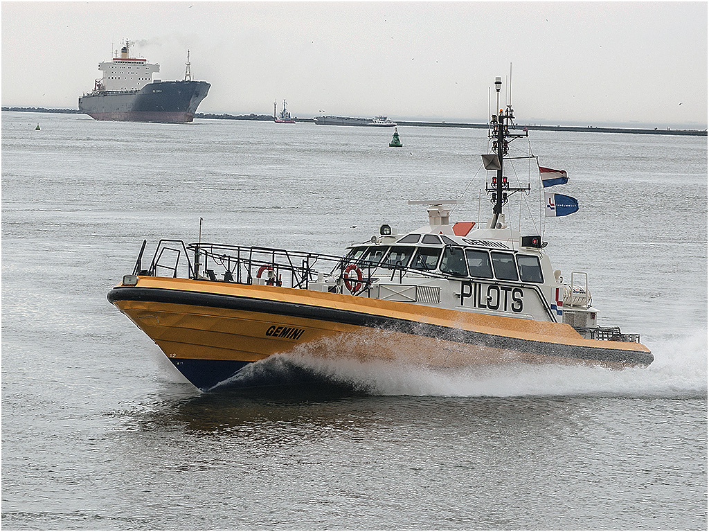 Loodsboot op de terugweg