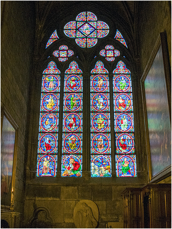 Raam Notre Dame
